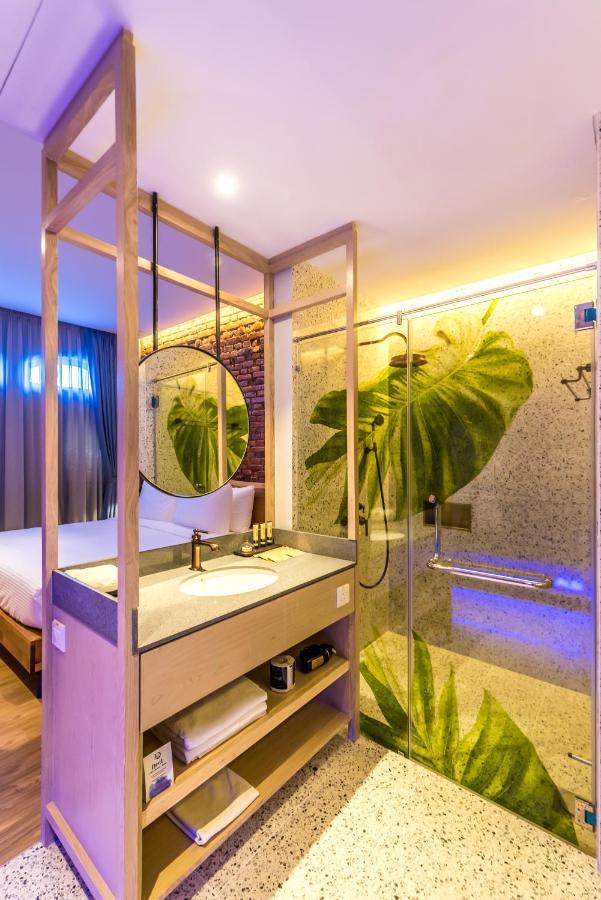 Tien Terrace Macalister Hotell George Town Exteriör bild