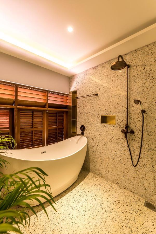 Tien Terrace Macalister Hotell George Town Exteriör bild